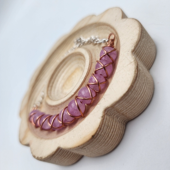 Handmade Wire-wrapped Adjustable Purple Beaded Bracelet - Picture 3 of 4